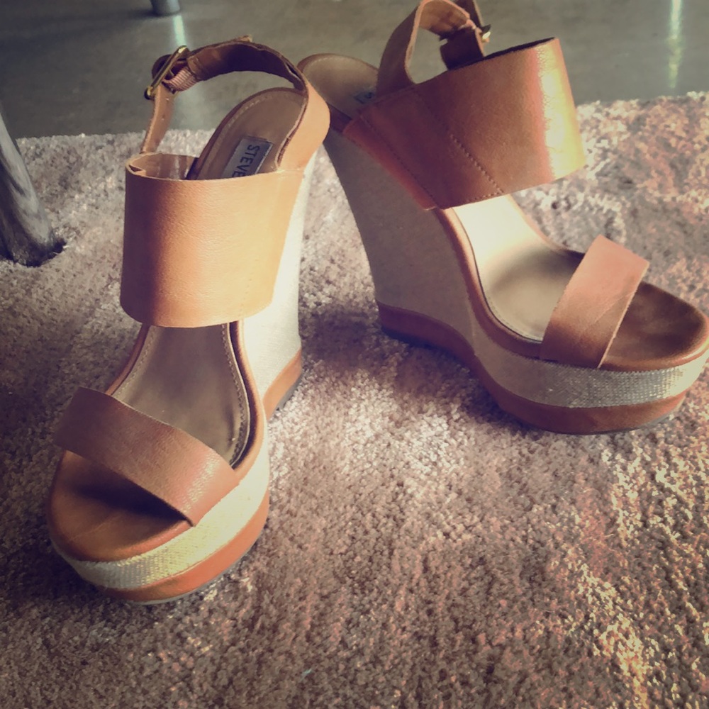 Steve Madden wedges